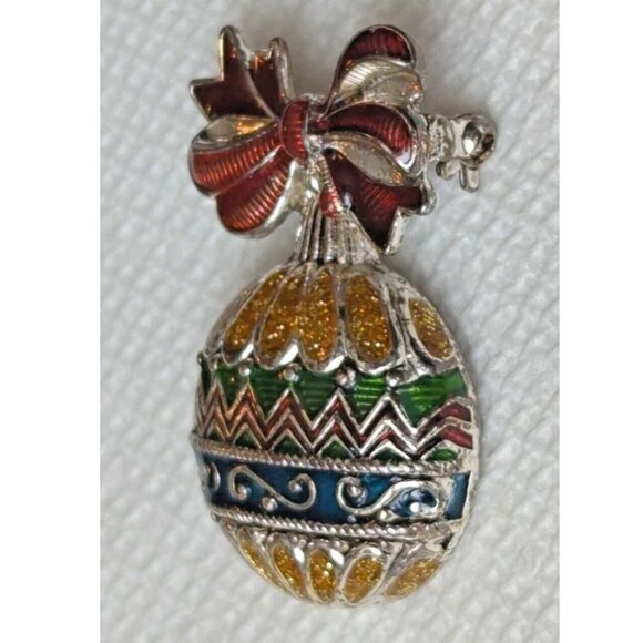 Nina Ricci Vintage Ornamental Christmas Ball Brooch - Picture 4 of 5